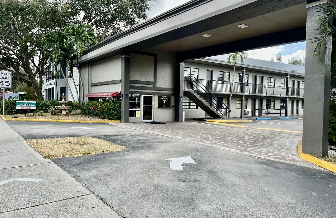 America'S Best Inn & Suites Fort Lauderdale North-1